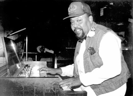 CHARLES EARLAND picture