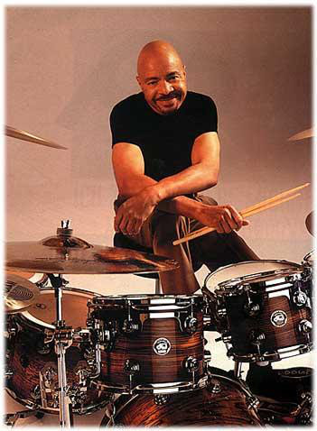 CHESTER THOMPSON (DRUMS) picture