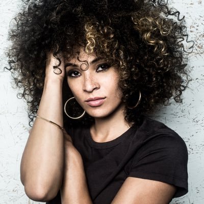 KANDACE SPRINGS picture