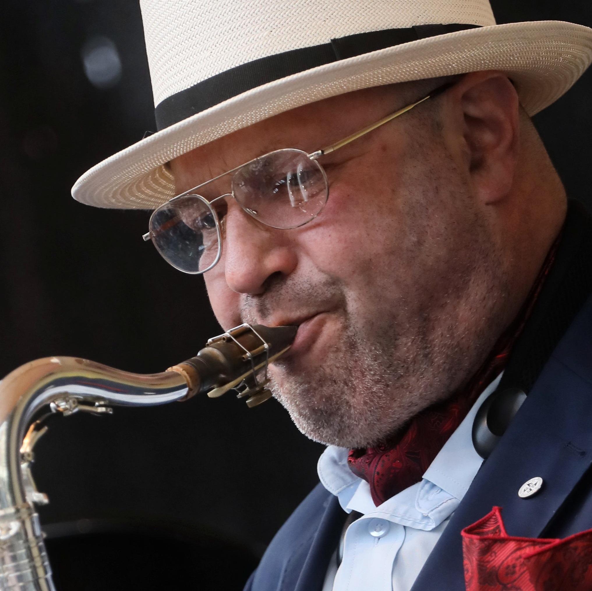 PIOTR BARON discography (top albums) and reviews