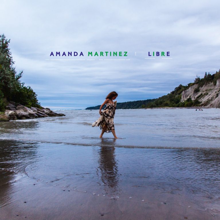 AMANDA MARTINEZ - Libre cover 