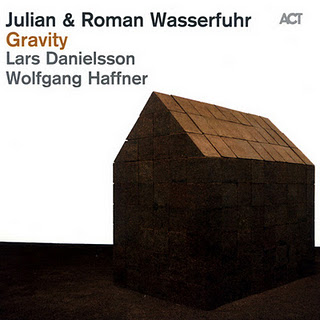 JULIAN & ROMAN WASSERFUHR - Gravity cover 