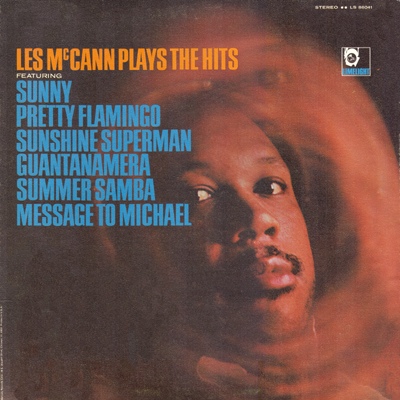 LES MCCANN - Les McCann Plays The Hits cover 