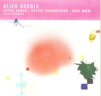 LOTTE ANKER - Alien Huddle cover 