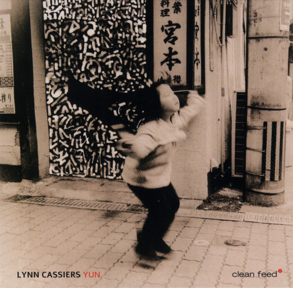 LYNN CASSIERS - Yun cover 