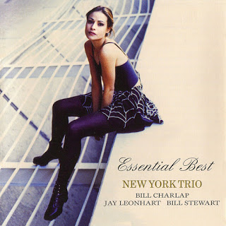 NEW YORK TRIO - Essential Best cover 
