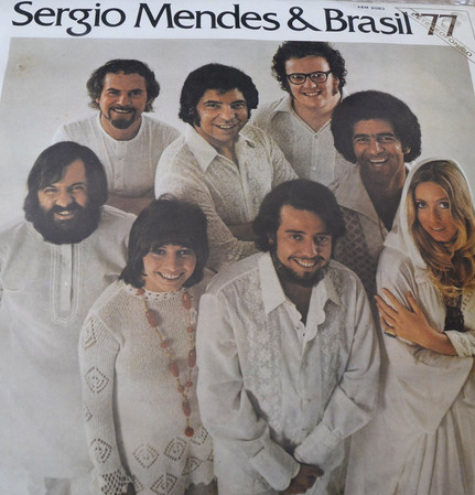 SÉRGIO MENDES - Sérgio Mendes & Brasil '77 (aka País Tropical) cover 