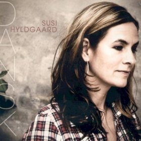 SUSI HYLDGAARD - Dansk cover 