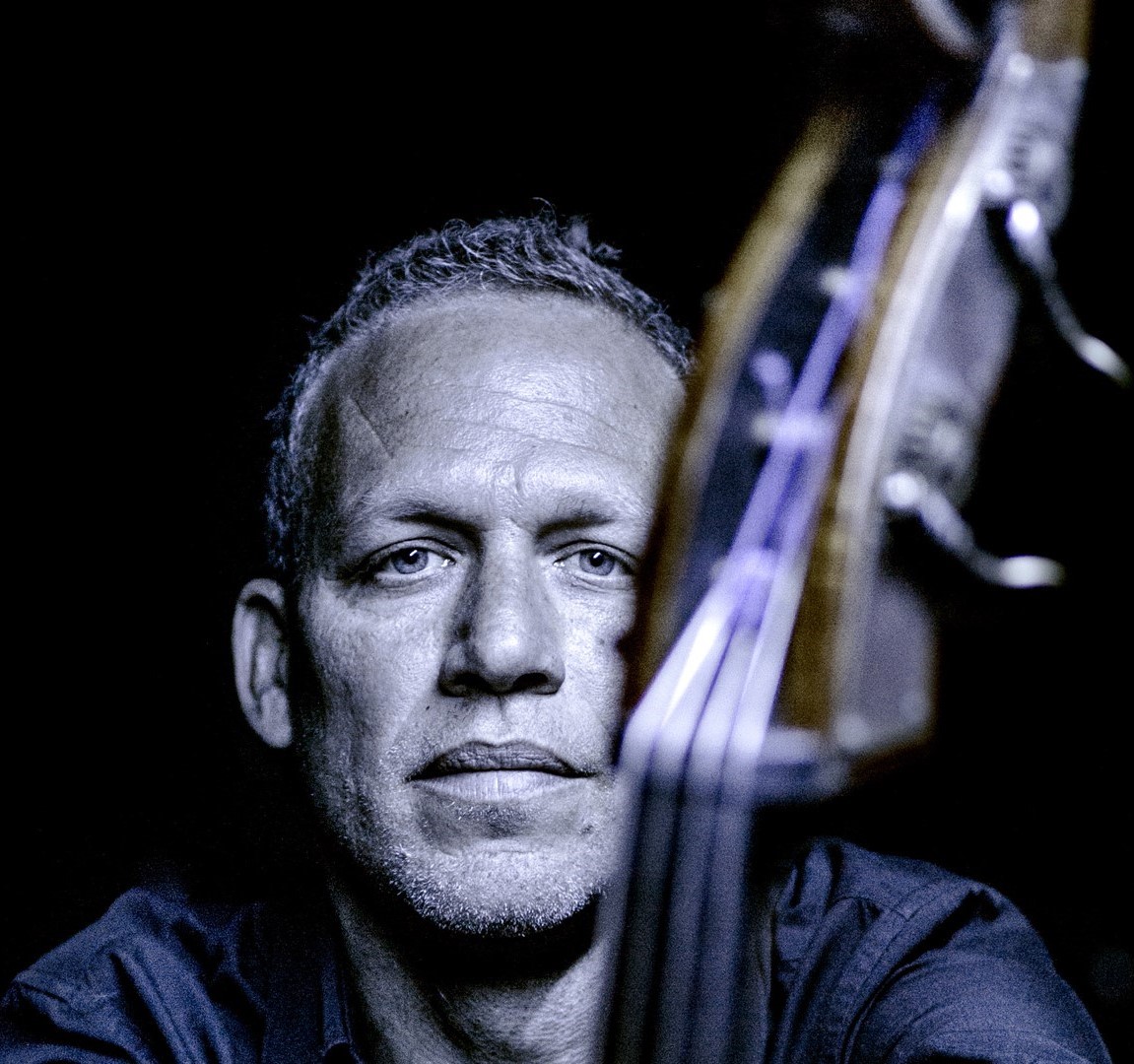 AVISHAI COHEN (BASS) picture