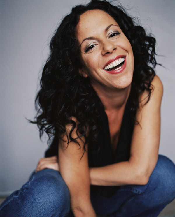 BEBEL GILBERTO picture