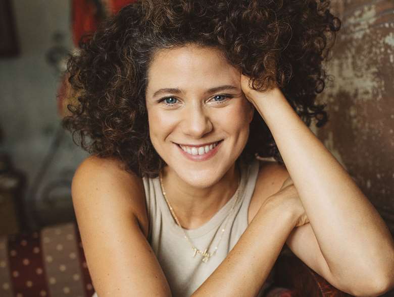 CYRILLE AIMÉE picture