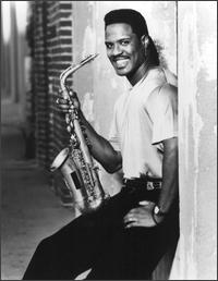 EVERETTE HARP picture