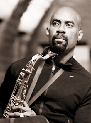 GARY THOMAS (SAXOPHONE) picture