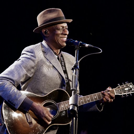 KEB' MO' picture