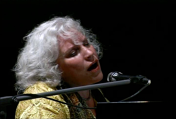 LISA SOKOLOV picture