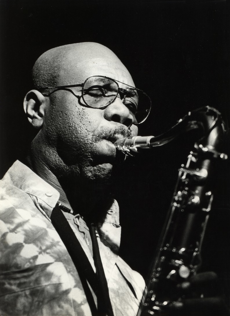 MANU DIBANGO picture