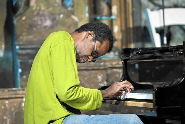 MATTHEW SHIPP picture