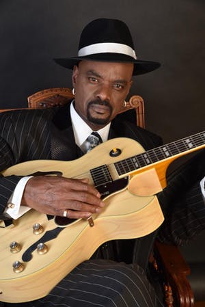 NICK COLIONNE picture