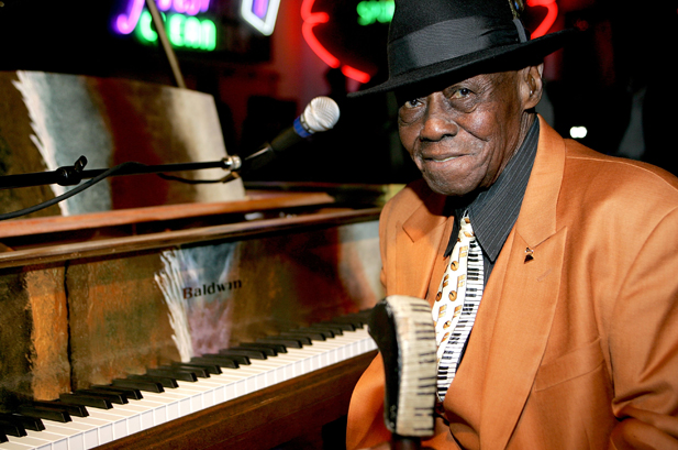 PINETOP PERKINS picture