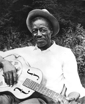 SON HOUSE picture