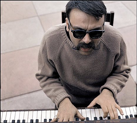 VINCE GUARALDI picture