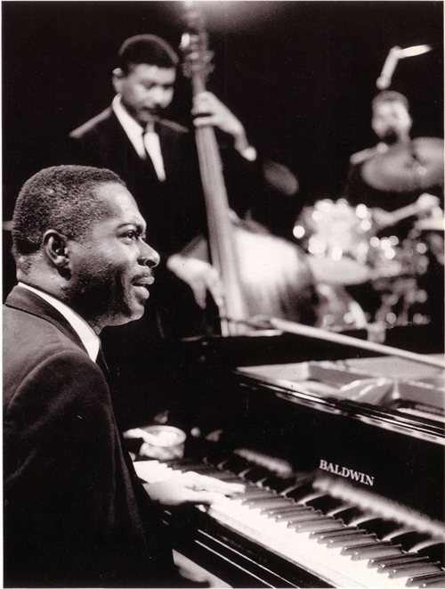 WYNTON KELLY picture