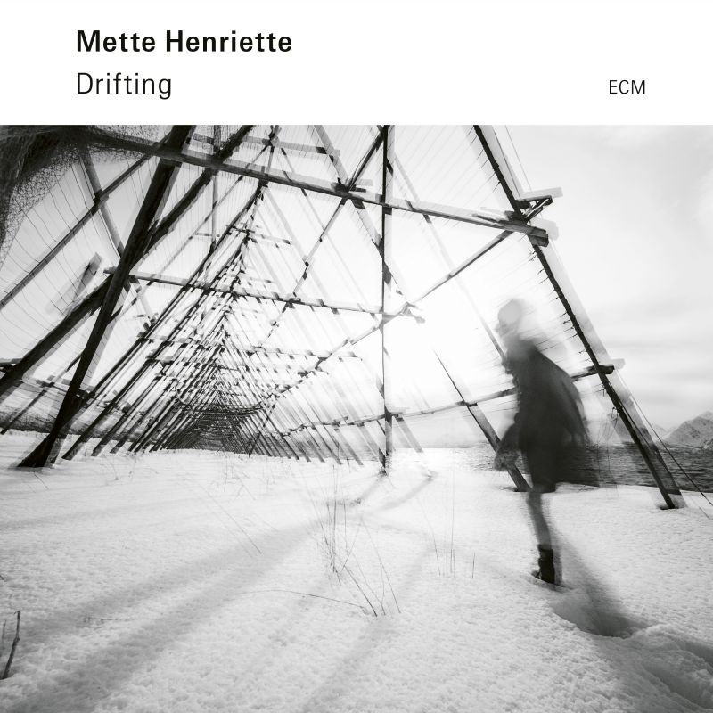 METTE HENRIETTE (METTE HENRIETTE MARTEDATTER RØLVÅG) - Drifting cover 