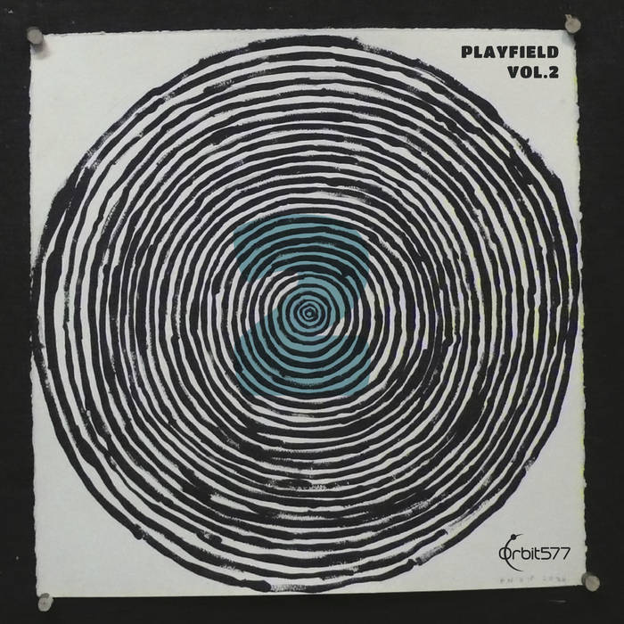 PLAYFIELD (CARTER  MUHR  ISHITO  PLAKS  NAMENWIRTH  TAKAHASHI SWANSON PANIKKAR) - Playfield Vol. 2 : The Middle cover 