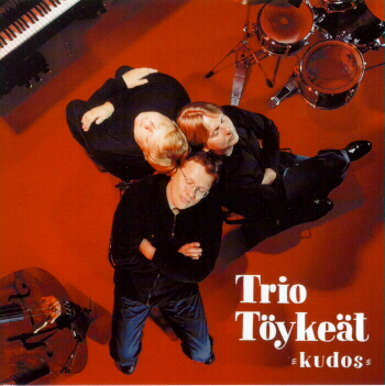 TRIO TÖYKEÄT - Kudos cover 